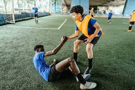 科尔谈库明加遭DNP：他不是明星球员，就会遇到这种情况