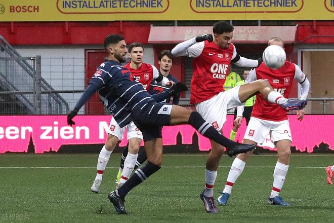 沉默也是共 沉默也是共