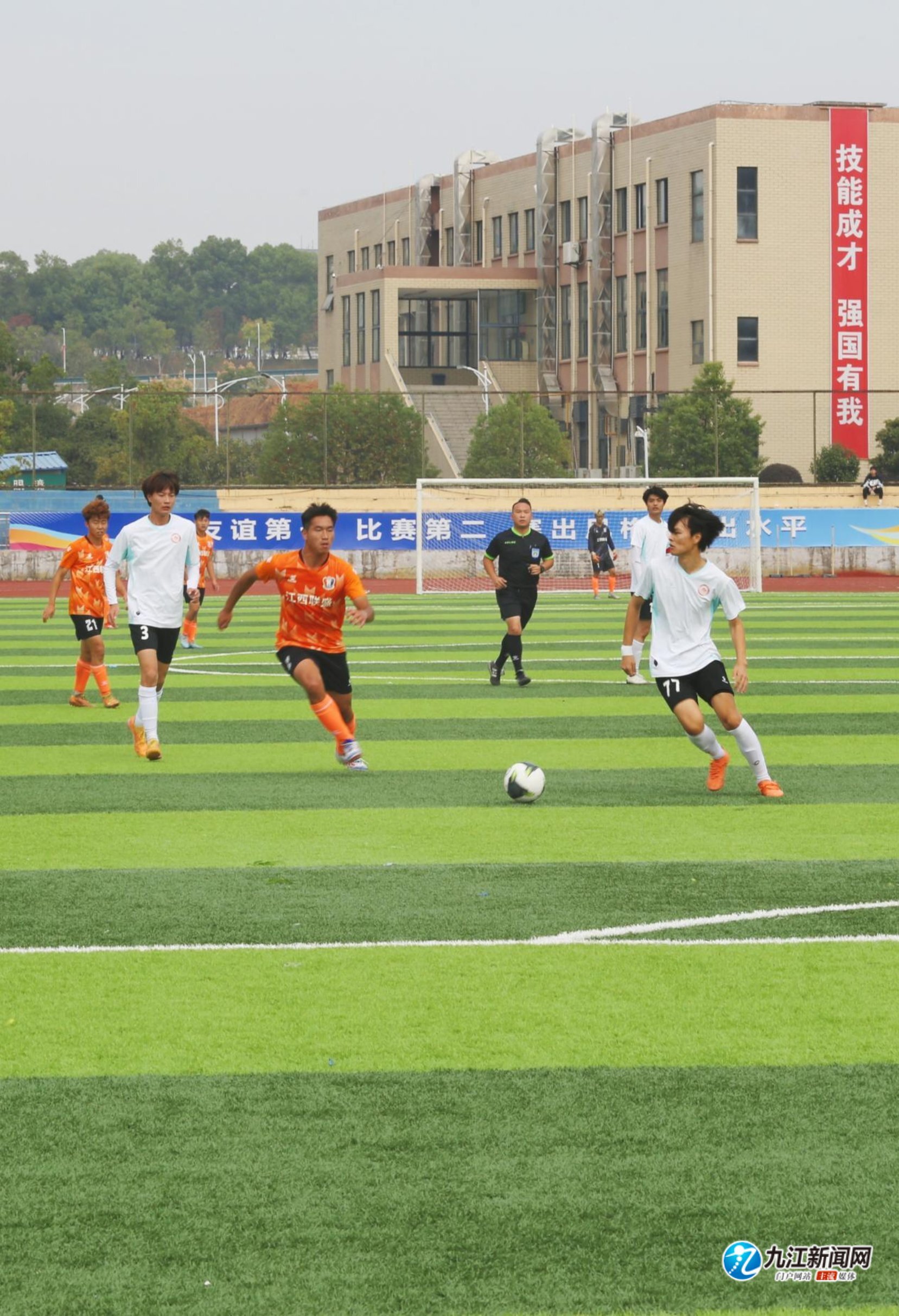 到巨大的压 到巨大的压